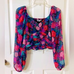 SO Brand Pink Floral Sweetheart neckline Long Sleeve Ruched Top